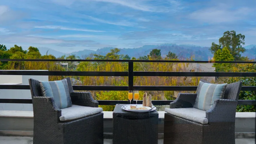 Nature View Suite